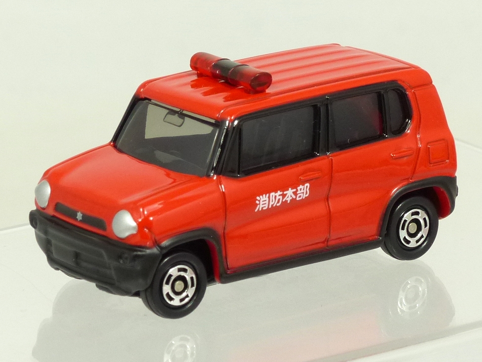 tomica-106-suzuki-hustler-fire-command-vehicle-